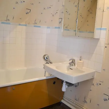 Studio In Villerssurmer With Wonderful Lake View And Balcony Villers-sur-Mer